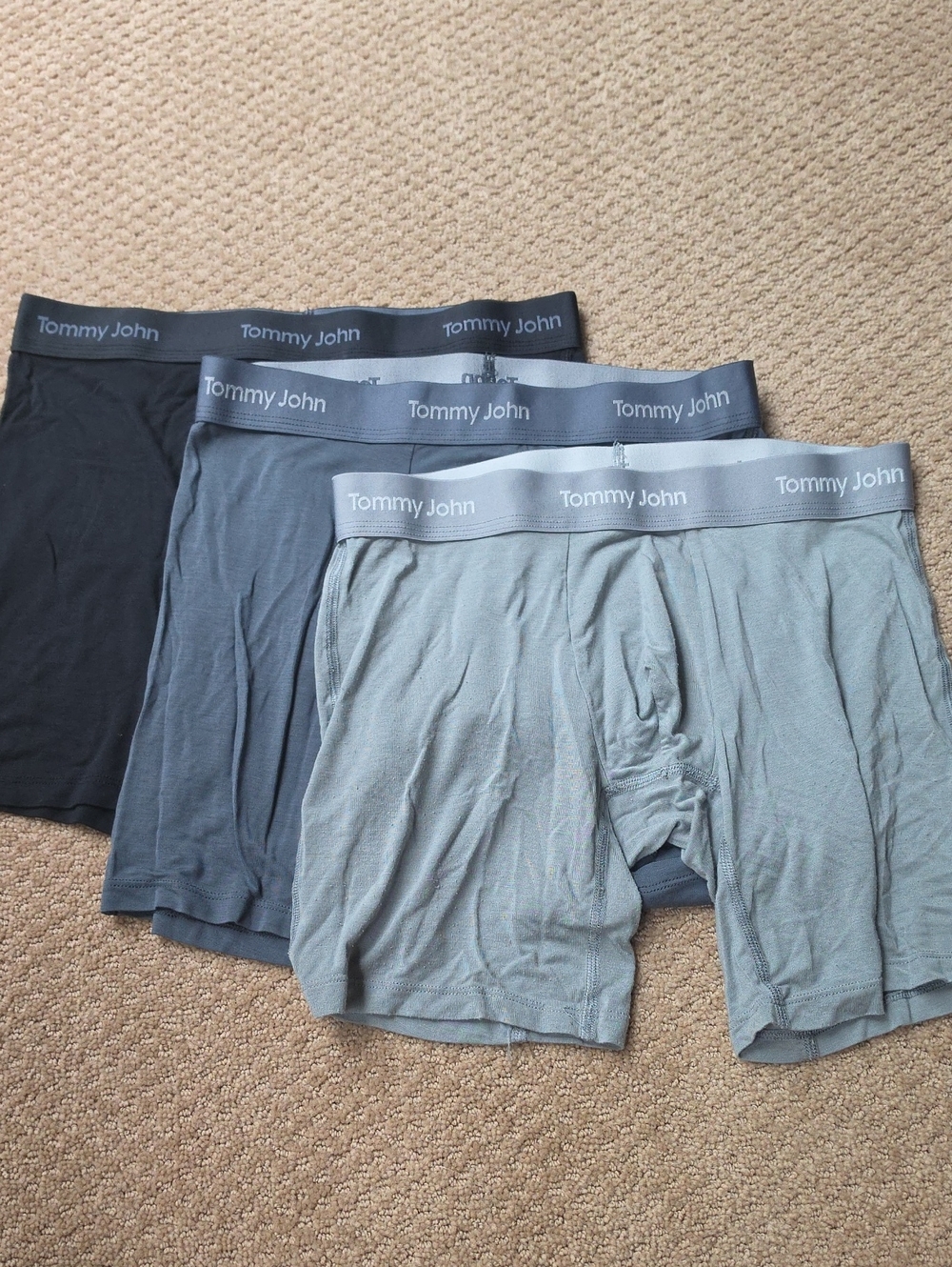 Tommy John Men’s Boxer Brief 3-Pack — Black, Charcoal, Light Grey. Size Small